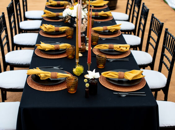 Jet Black base with Honeycomb Gold napkins