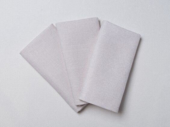 Pink Peony Napkin (The Cotswold Collection)