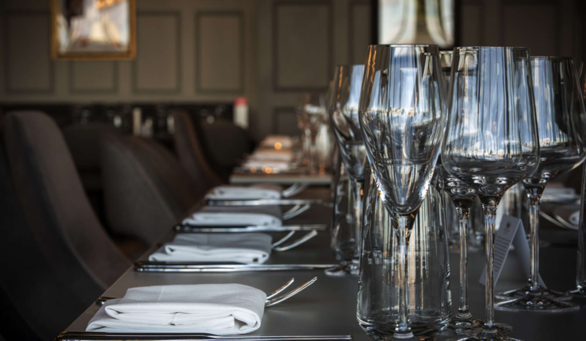 Linen hire specialists Creating beautiful spaces for any occasion