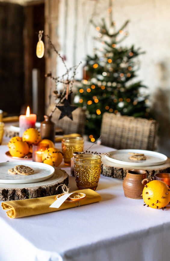 Arctic White and Honeycomb Gold