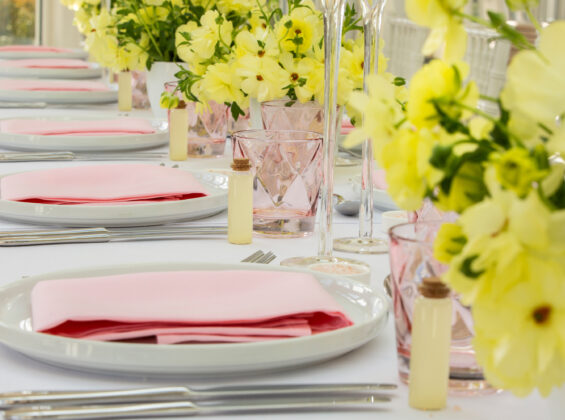 Summer Party Table Linen Trends