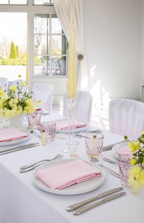 Arctic White with Blossom Pink